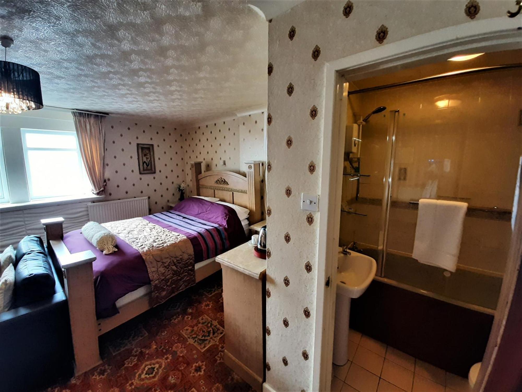 Cherry Blossom Inn 黑潭 外观 照片